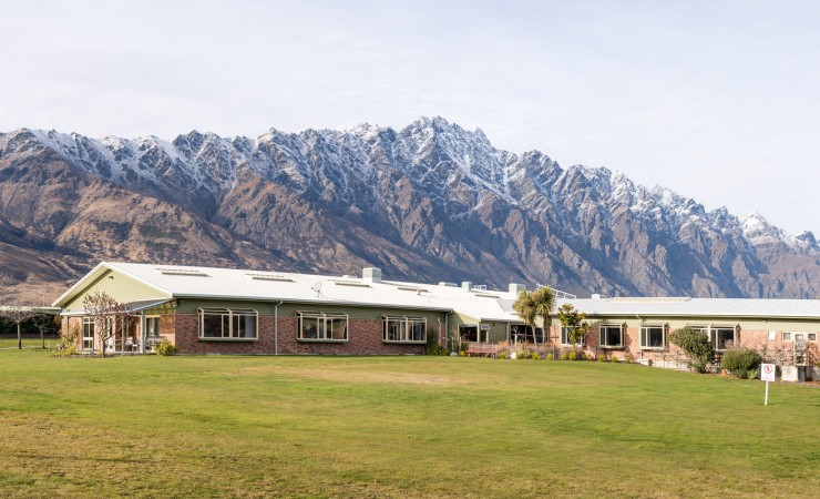 Lakes hospital with remarkables