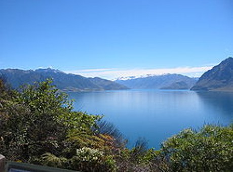 250px Lake Hawea New Zealand3