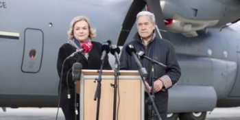 Collins and Peters new aircraft RNZ