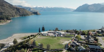 Falconer Rise Hawea