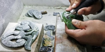 Pounamu manufacture