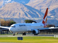 Qantas 737 800 at ZQN 2