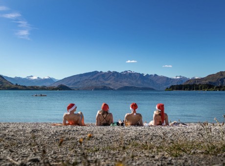 Xmas Wanaka beach Apollo campervans