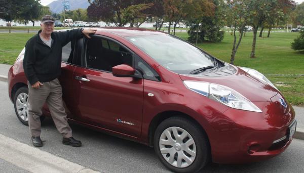 Dave Hawkins and his Nissan Leaf MR