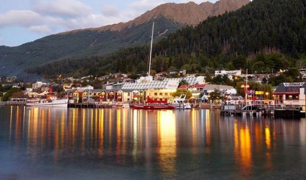 Steamers Wharf Queenstown cropped3
