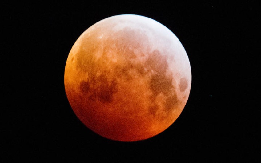 Total lunar eclipse When and where to see it in New Zealand Crux